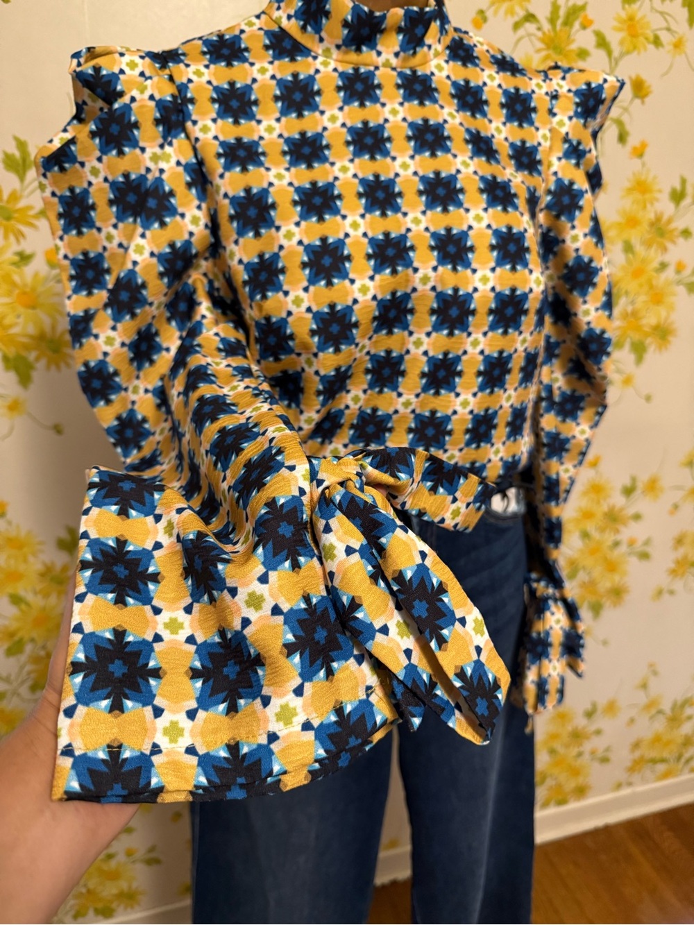 Ina Yellow and Blue High-Neck Puff Sleeve Blouse size M - Picture 4 of 15